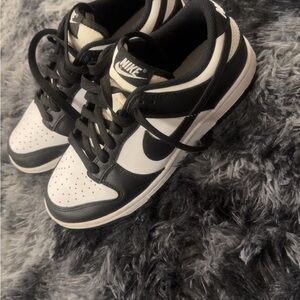 Nike black and white pandas